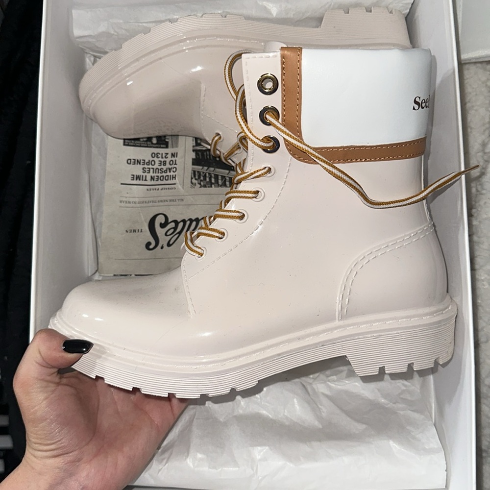 NEW SeeByChloe rain boots - Picture 5 of 9